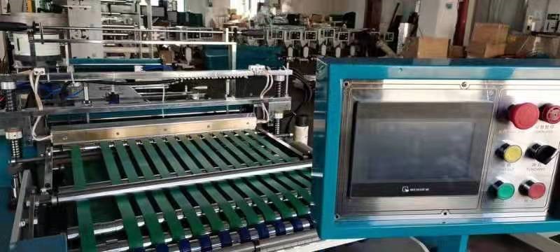 Пакетодельная машина с припайкой zip-lock застежки ZL-С-800