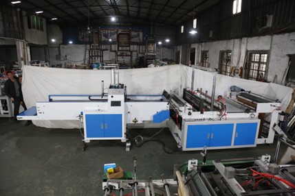 Автоматическая машина для производства пакетов без углов ТС-500