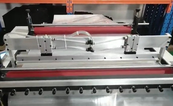Компактный станок для изготовления пакетов HDK-700
